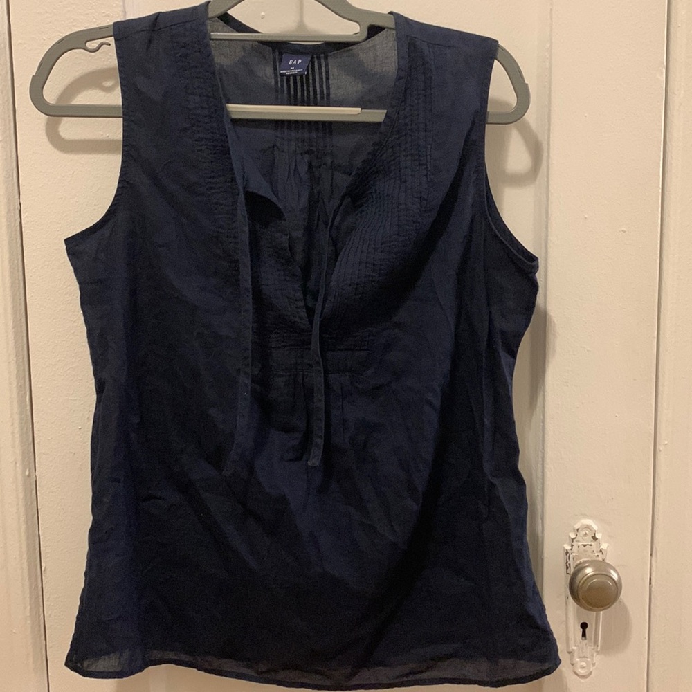 GAP Sleeveless Top